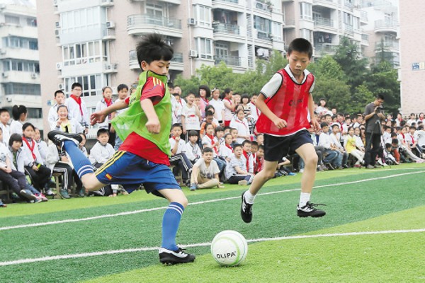 青春是一双白色球鞋,青春是一双鞋