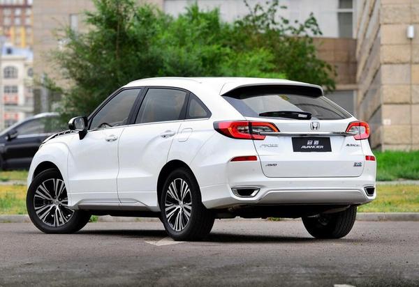 加价20万排队等半年，怪谁？还是国人太有钱