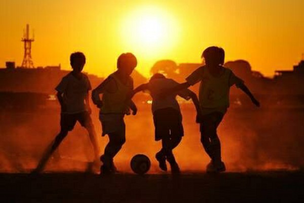 青春是一双白色球鞋,青春是一双鞋