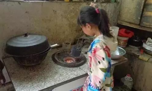 续火做饭，南方农村为什么不用蜂窝煤