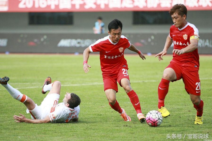 崔民延边进球,延边队长崔民在踢球吗