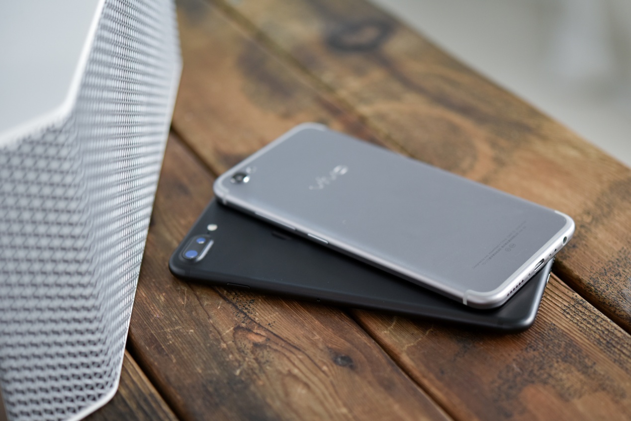 vivo灰,vivox90黑色和白色哪个好看