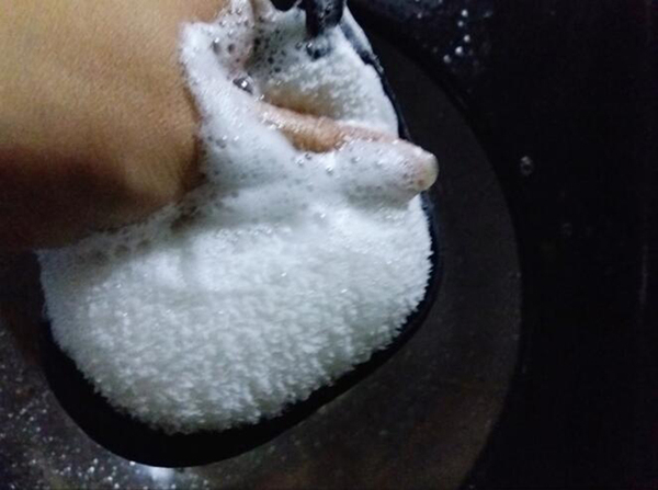 右脸长痘怎么快速有效的解决,婴儿右脸长痘痘是什么原因