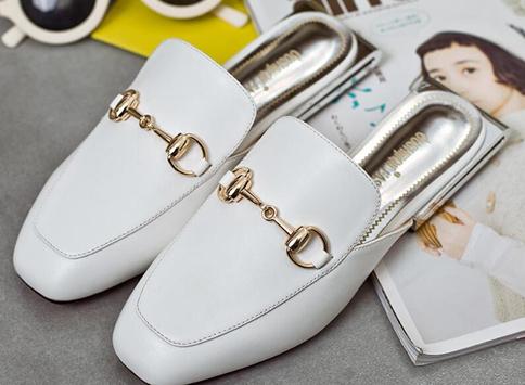 又贵又难看的鞋拖鞋,时尚的鞋拖鞋