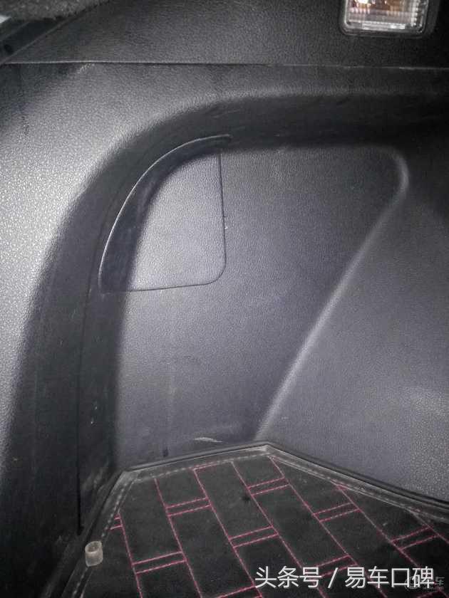 众泰t60后备箱右侧漏水,众泰t600发动机漏水