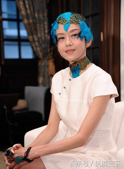 杨丽萍最后一次跳孔雀舞地点,杨丽萍跳的孔雀舞19岁