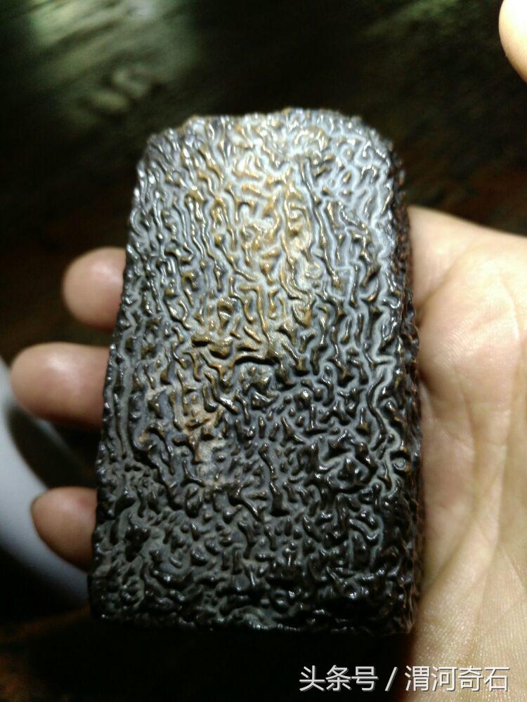 戈壁玛瑙温润如玉,心脏型戈壁玛瑙