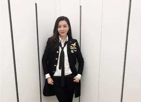 娱乐圈十大青衣女刘涛,女星刘涛赛车手