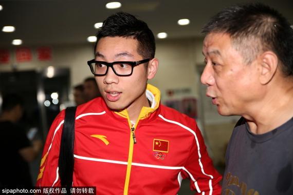 迷妹买“血价票”看马龙比赛地却临时改了，乒超职业化？先赔钱！