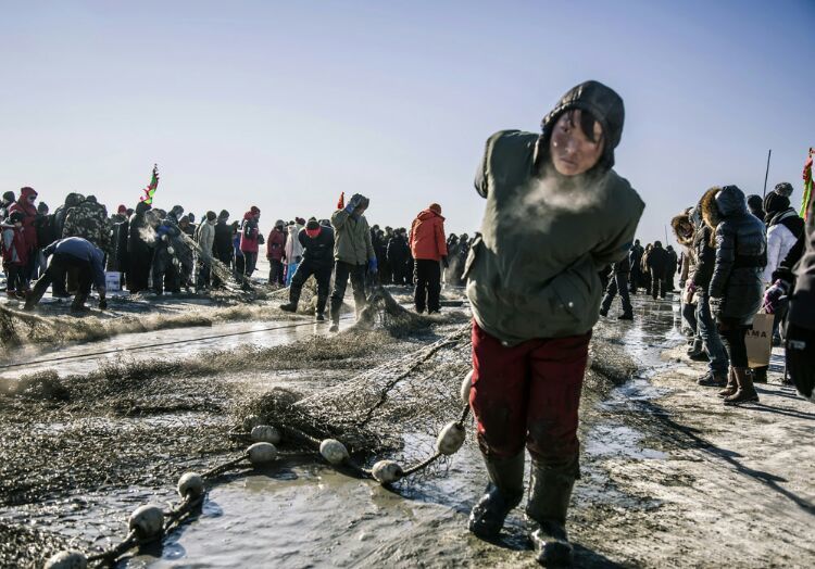 查干湖冬捕纪录片全集,查干湖冬捕地点在哪里