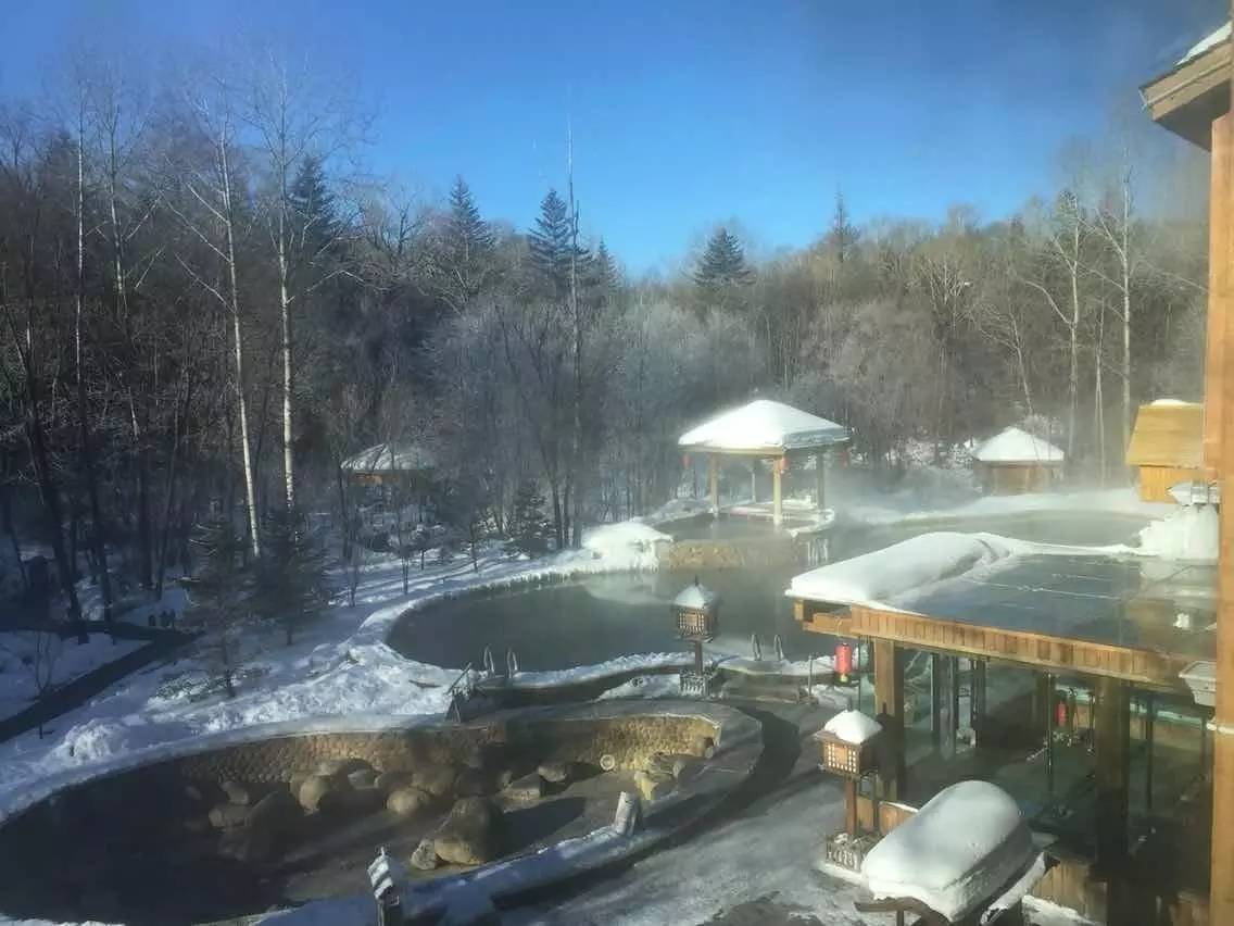 跟生活请个假放松一下心情,放下疲惫享受生活的美