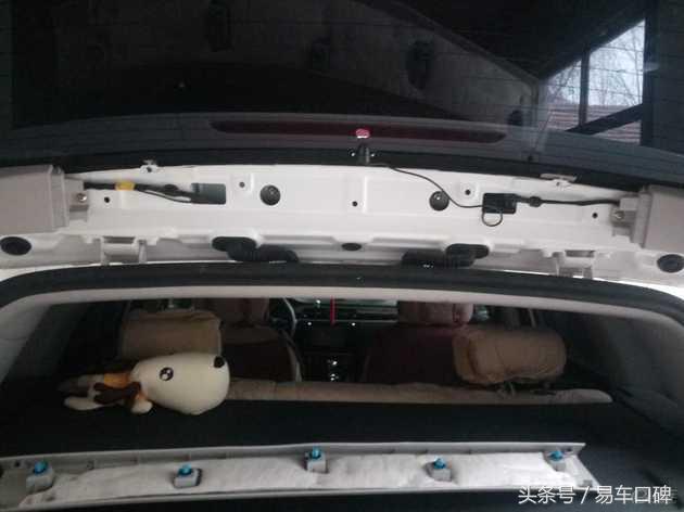 众泰t60后备箱右侧漏水,众泰t600发动机漏水