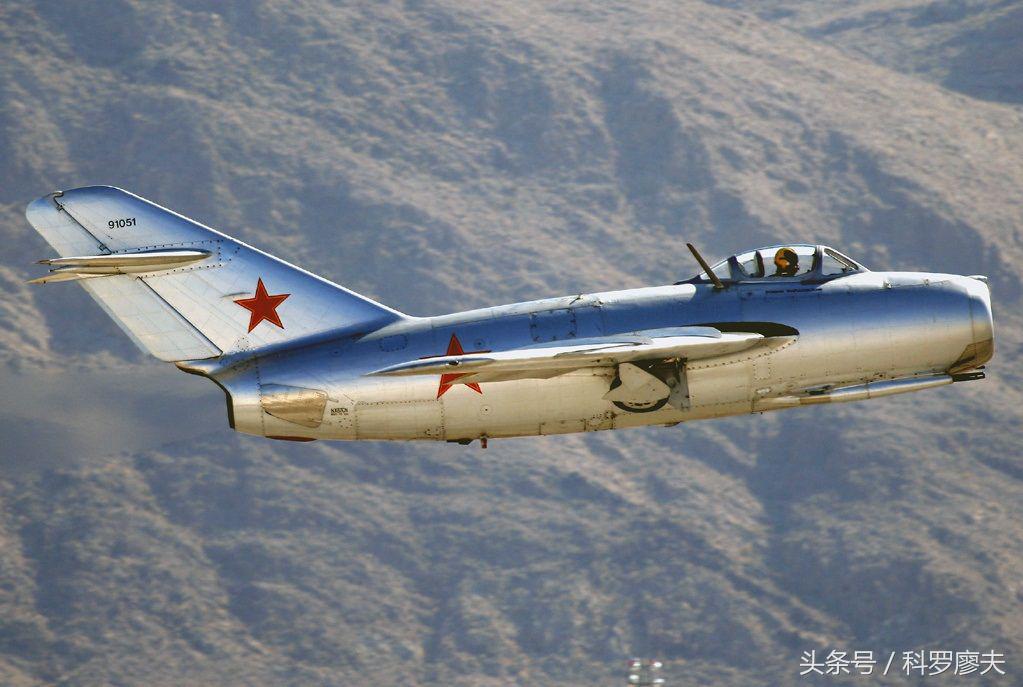 美国军人误将防冻剂当酒喝,俄军喝防冻液