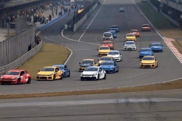 勇者游戏围观者,勇者游戏战术竞技