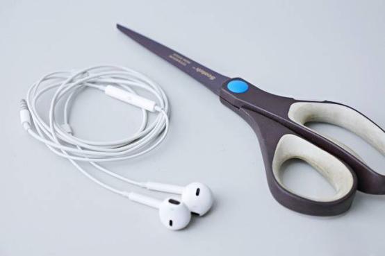 airpods右耳声音很小是什么问题,关于airpods