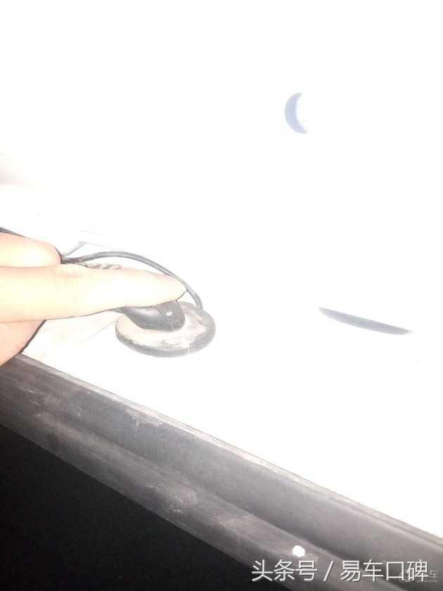 众泰t60后备箱右侧漏水,众泰t600发动机漏水