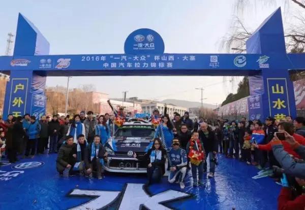 勇者游戏围观者,勇者游戏战术竞技