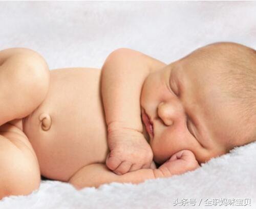 婴儿肚脐一直出血怎么回事,22天的宝宝肚脐出血是怎么回事