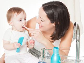 宝宝蛀牙特别臭,宝宝蛀牙都是因为吃糖吗