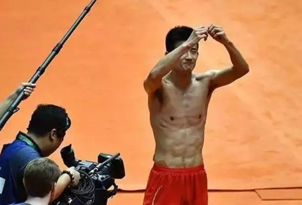 有一种爱情叫做小丑男与小丑女,有一种爱情叫做小丑