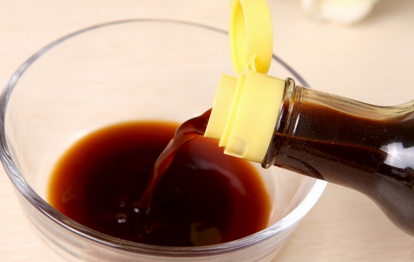 怎么去胶带留下的胶痕,清洗胶带的胶痕小妙招