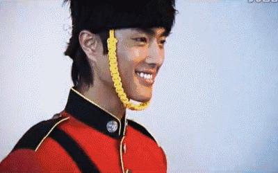 涓浗妯＄壒璧电韬珮 (涓浗妯＄壒璧电韬珮澶氬皯)