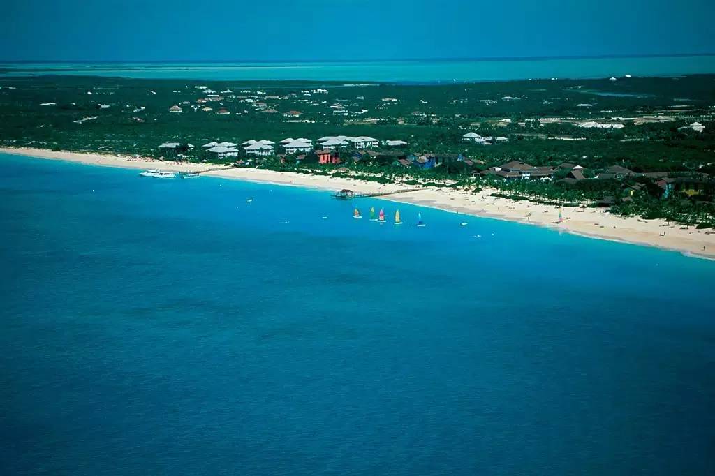 对中国免签或落地签的海岛,最新出国旅游的海岛免签