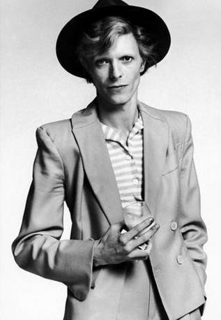 女歌手本兮死原因,歌手本兮离世原因