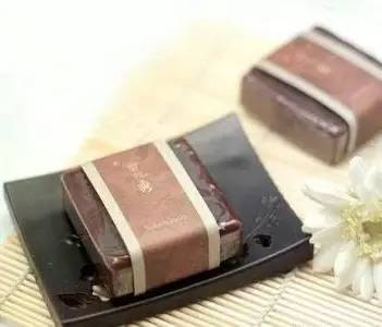 鑰佸ザ濂剁墝棣欑殏,鐖风埛濂跺ザ鐢ㄧ殑棣欑殏