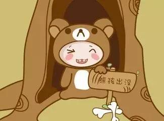 熊孩子在车里变成蜘蛛侠,熊孩子地铁上踩栏杆