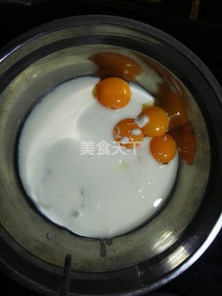 草莓酸奶蛋糕电饭煲,草莓覆盆子酸奶蛋糕