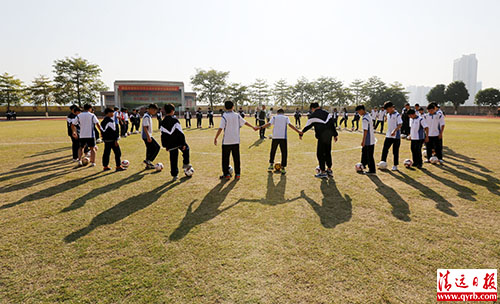 骞夸笢娓呰繙瓒崇悆璧涗簨,瓒崇悆澶у挅缁勫洟鏉ヤ簡