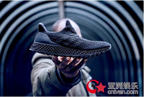 阿迪达斯3d打印跑鞋测评,阿迪达斯3d打印鞋售价