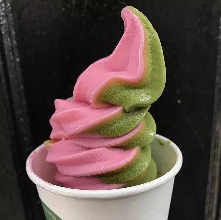 有没有见过最漂亮又好吃的冰淇淋,有什么好吃又不腻的冰淇淋