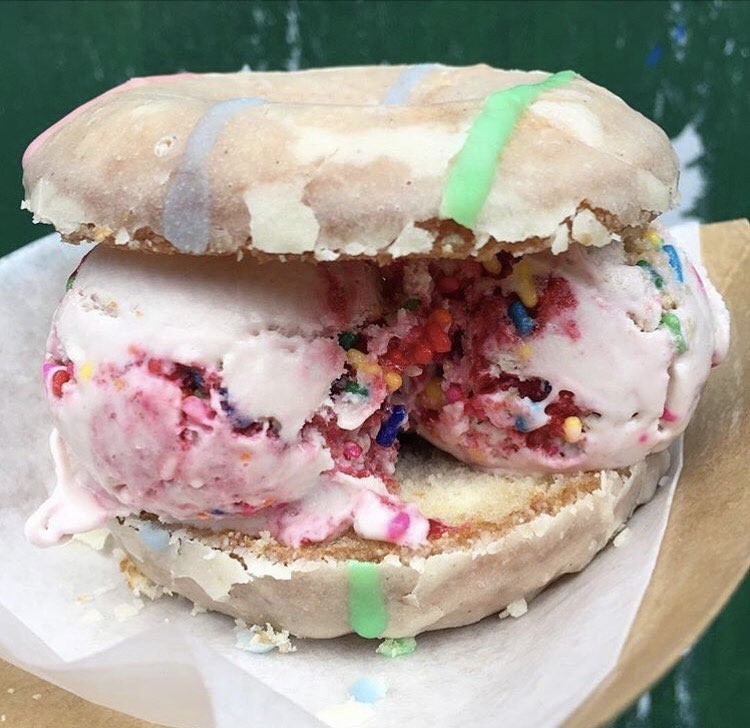 有没有见过最漂亮又好吃的冰淇淋,有什么好吃又不腻的冰淇淋