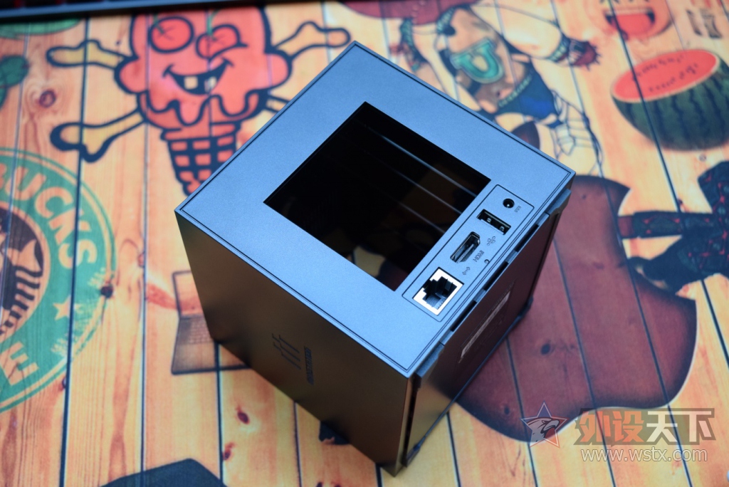 钛度ministation大屏游戏机,烧友评测电脑