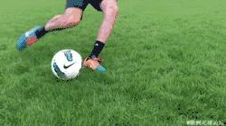 怎样踢出弧线球教程,怎么在最佳球会踢出弧线球