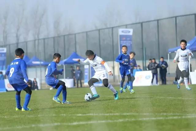 足球撬动的汽车江湖原来你玩的是这样的套路