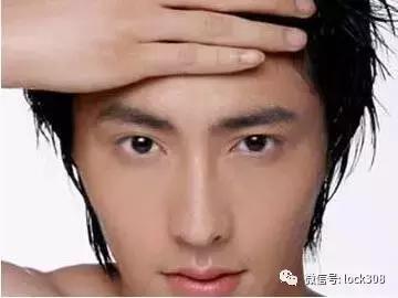 男士头发少最有效的办法,四十岁男士头发稀少适合什么发型