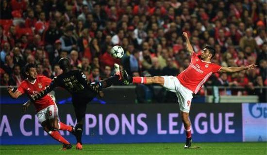 足坛早报1.14,2023足坛新闻