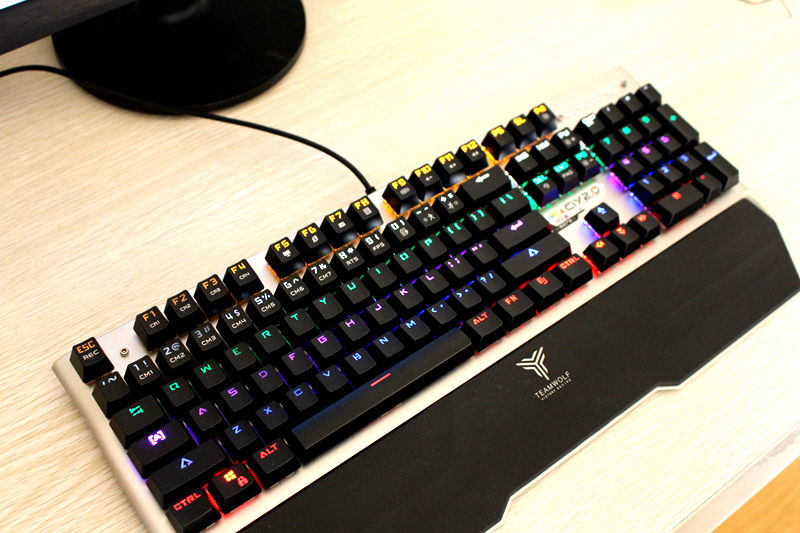 狼派青龙机械键盘怎么样,狼派光轴机械键盘好不好