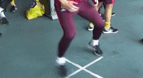 随时随地的步法练习从此再也不用担心没有场地和器材