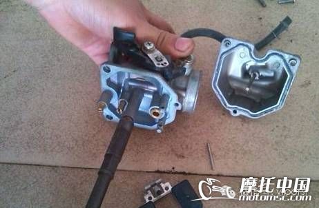 手把手教你清洗化油器,雅马哈踏板摩托车化油器清洗教程