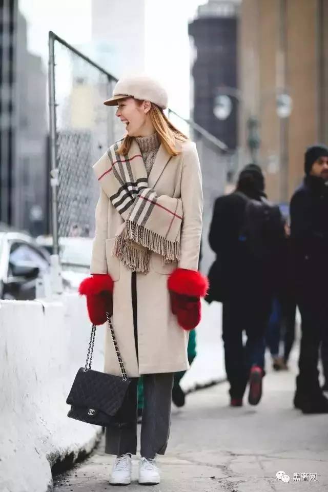 lv围巾哪款最好搭,最好看的围巾排名