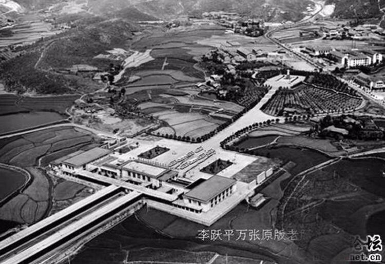 韶山伟人故居故事,韶山火车站历史资料