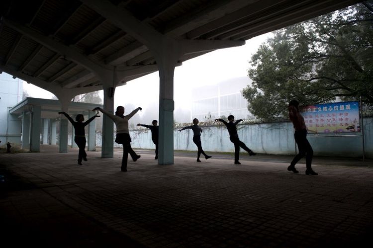 韶山伟人故居故事,韶山火车站历史资料