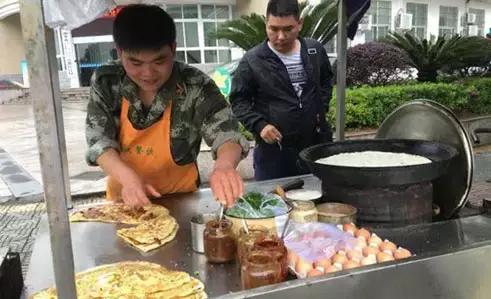 就算抢不到票也要回家,当我抢到票却回不了家时