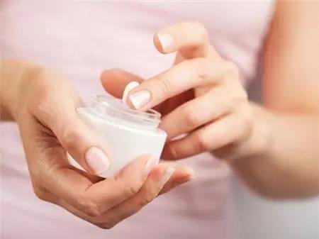 不做冬天的美人鱼！皮肤干燥、起鳞屑、痒痒痒，怎么治？