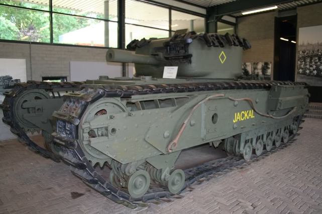 5分钟看懂坦克发展史 (坦克经过三代的发展出现了什么化)