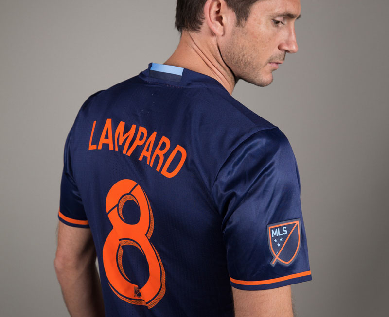 纽约城新赛季球衣配色颠覆，老男孩比利亚兰帕德皮尔洛欲再创辉煌